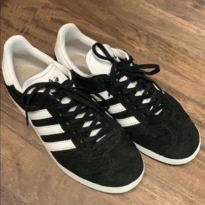 ADIDAS gazelle